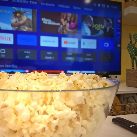 Erase Vez Turistico Junto A La Catedral De *