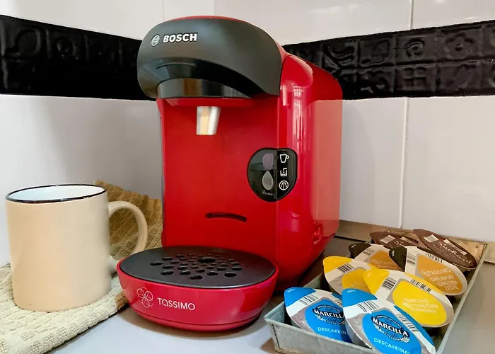 Erase Vez Turistico Junto A La Catedral De *