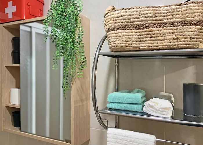 Erase Vez Turistico Junto A La Catedral De * Burgo